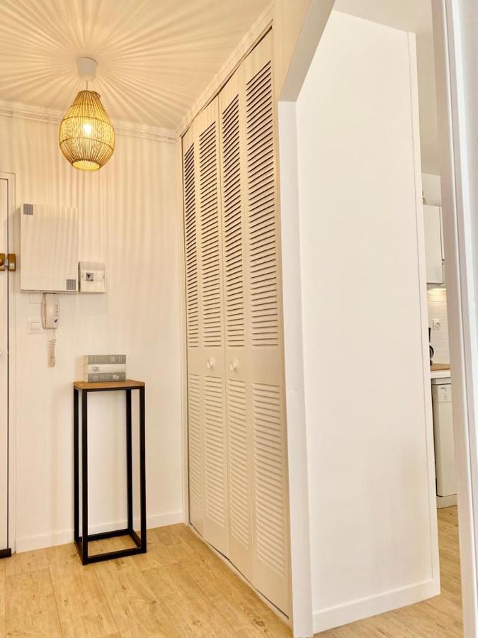 Appartement Elegant Avec Vue Sur Le Port Saint-Martin-de-Ré Exterior foto